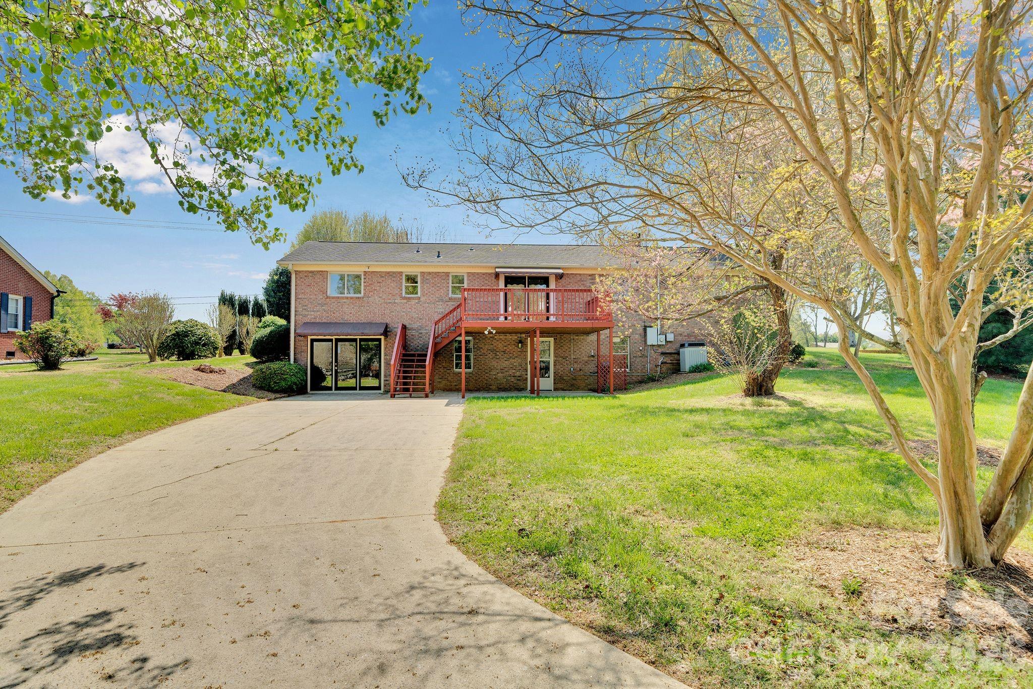 1411 East Maiden Road Maiden, NC 28650 - Photo 38 of 44