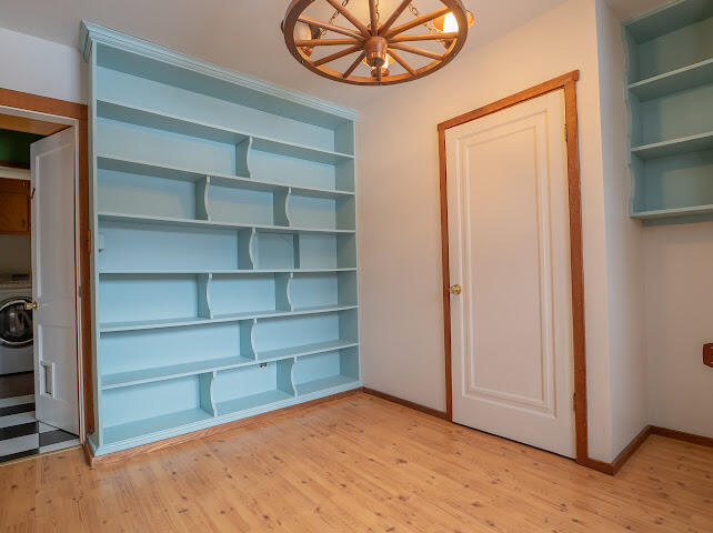 335 East Tratebas Road Chesterton, IN 46304 - Photo 11 of 24 642x480