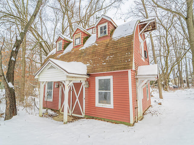 335 East Tratebas Road Chesterton, IN 46304 - Photo 20 of 24 642x480