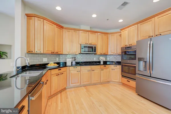 $795,500 | 47816 Scotsborough Square, Sterling, VA 20165