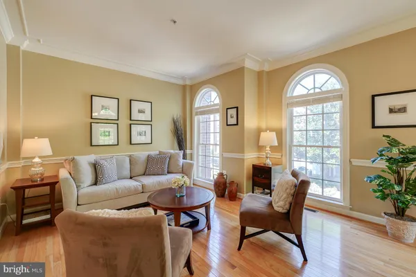 $795,500 | 47816 Scotsborough Square, Sterling, VA 20165