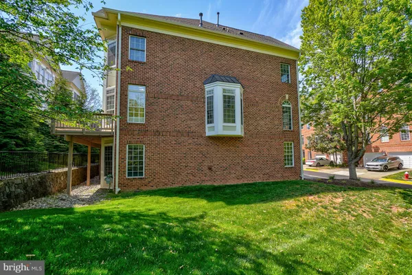 $795,500 | 47816 Scotsborough Square, Sterling, VA 20165