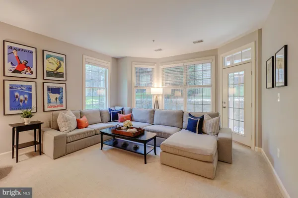 $795,500 | 47816 Scotsborough Square, Sterling, VA 20165