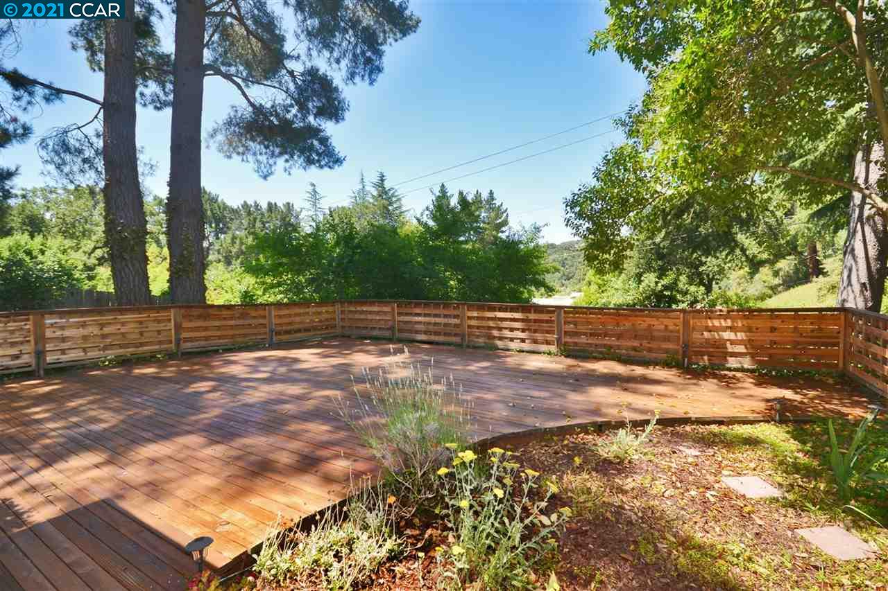 928 Janet Lane Lafayette, CA 94549 - Photo 2 of 35 a view of backyard with green space