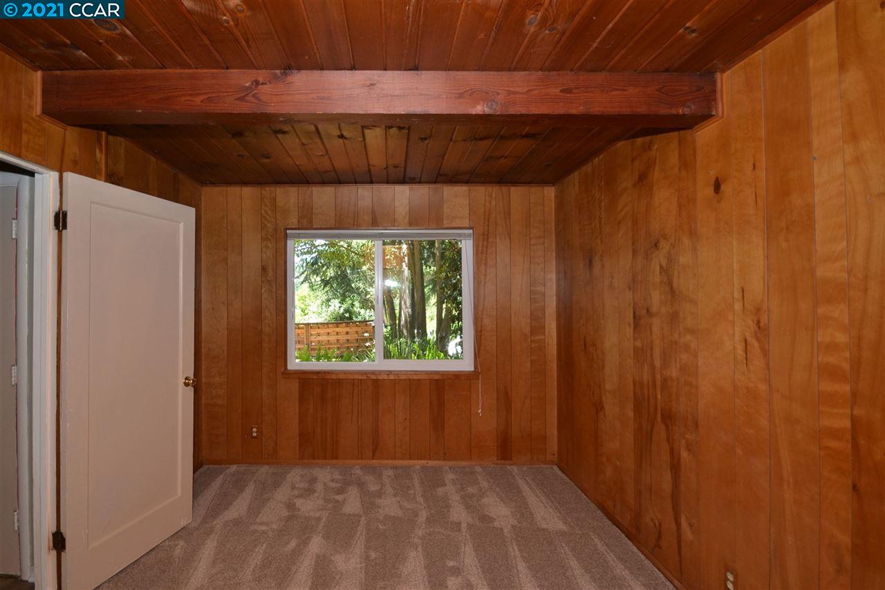 928 Janet Lane Lafayette, CA 94549 - Photo 22 of 35 a view of entryway with window