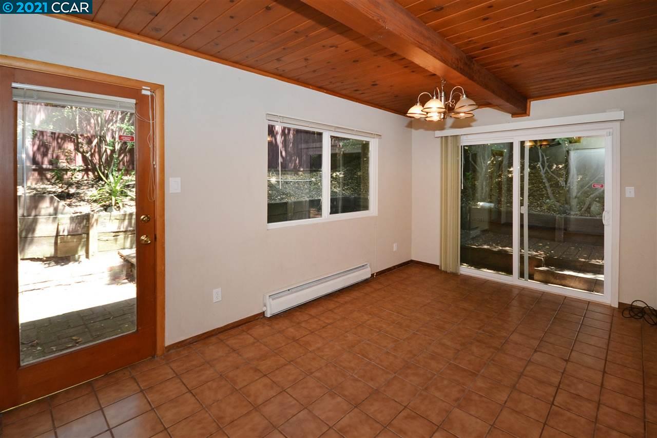 928 Janet Lane Lafayette, CA 94549 - Photo 10 of 35 a view of an empty room with a window