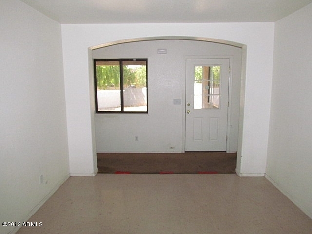 4409 West Coronado Road Phoenix, AZ 85035 - Photo 17 of 40 023-333230 - dining area