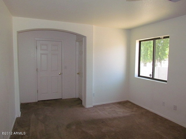4409 West Coronado Road Phoenix, AZ 85035 - Photo 23 of 40 023-333230 - master bedroom
