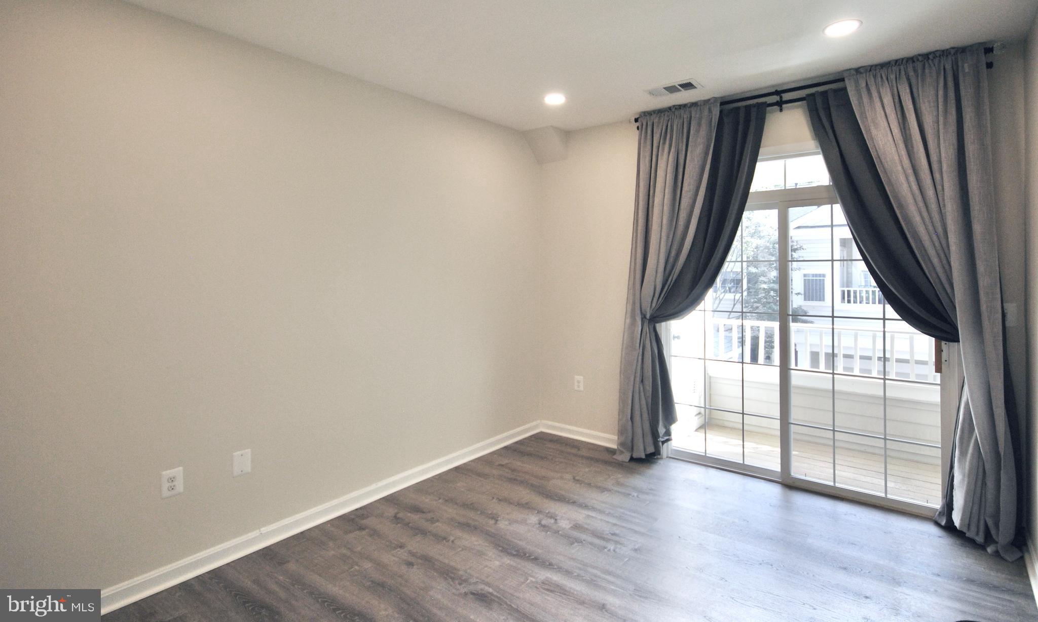 11401 Gate Hill Place, Unit D67 Reston, VA 20194 - Photo 11 of 22 Gallery Image 11