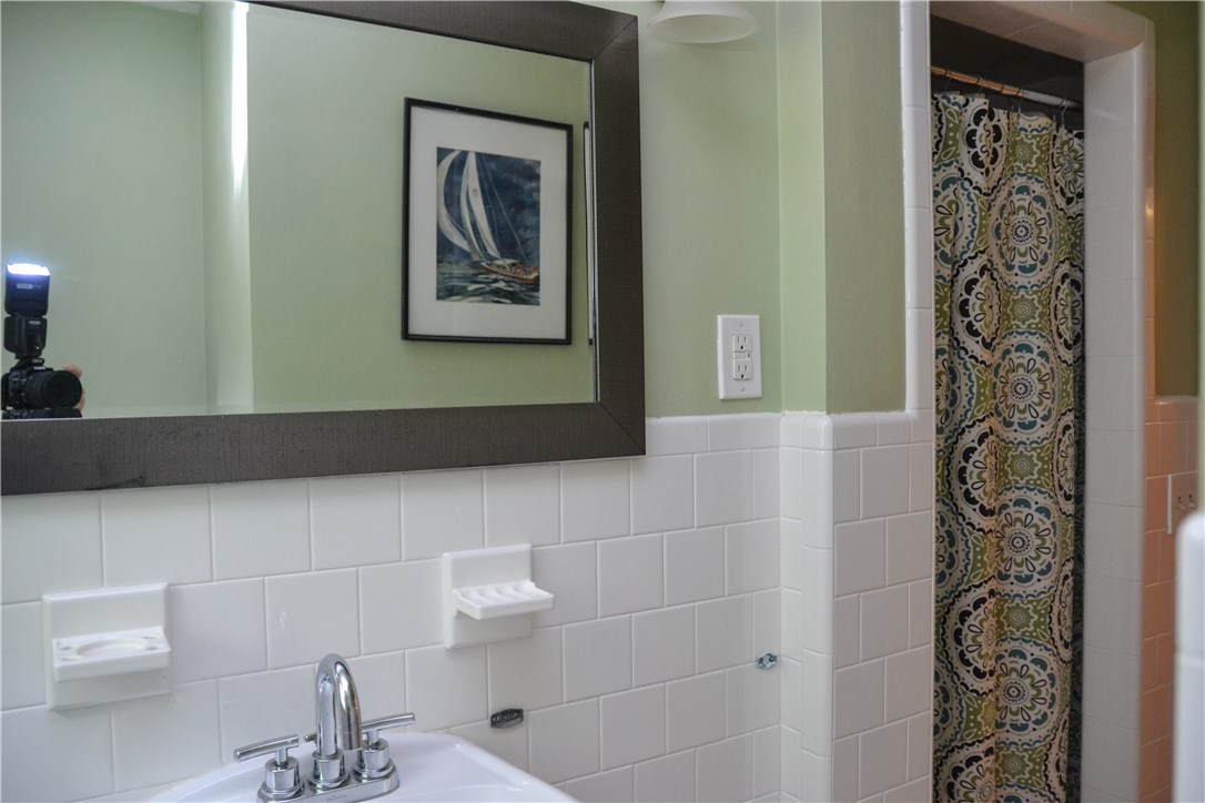 1379 Hope Road Cranston, RI 02831 - Photo 18 of 28 Master Bath