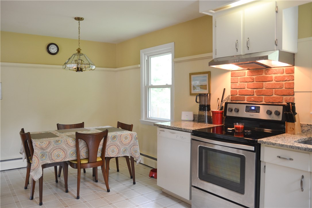 1379 Hope Road Cranston, RI 02831 - Photo 9 of 28 Kitchen/Dining