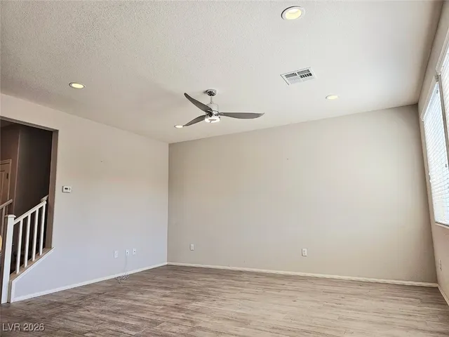 $2,450 | 9595 Abbey Pond Avenue, Las Vegas, NV 89148