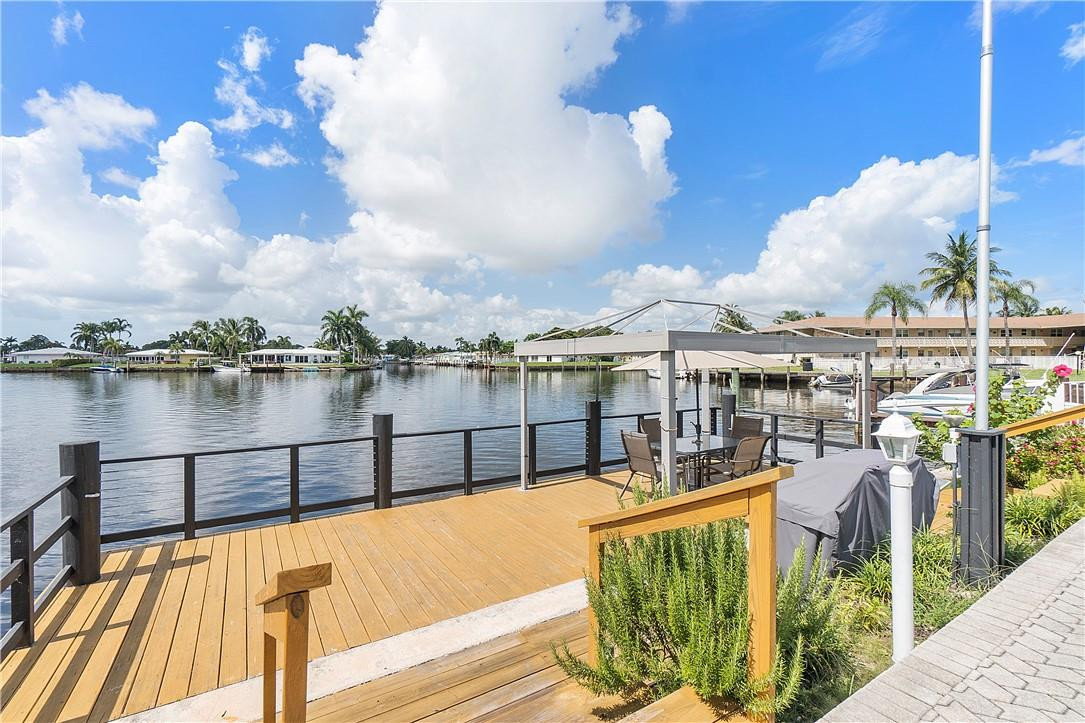 650 Pine Drive, Unit 17 Pompano Beach, FL 33060 - Photo 12 of 19 Photo 12