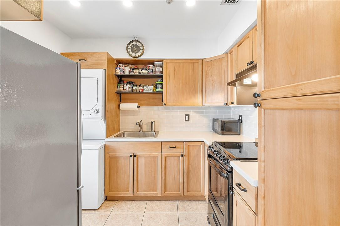 650 Pine Drive, Unit 17 Pompano Beach, FL 33060 - Photo 5 of 19 Photo 5