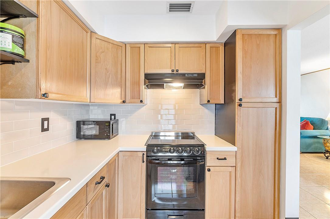 650 Pine Drive, Unit 17 Pompano Beach, FL 33060 - Photo 6 of 19 Photo 6