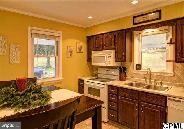 159 Grandview Road Hummelstown, PA 17036 - Photo 3 of 14 Gallery Image 3