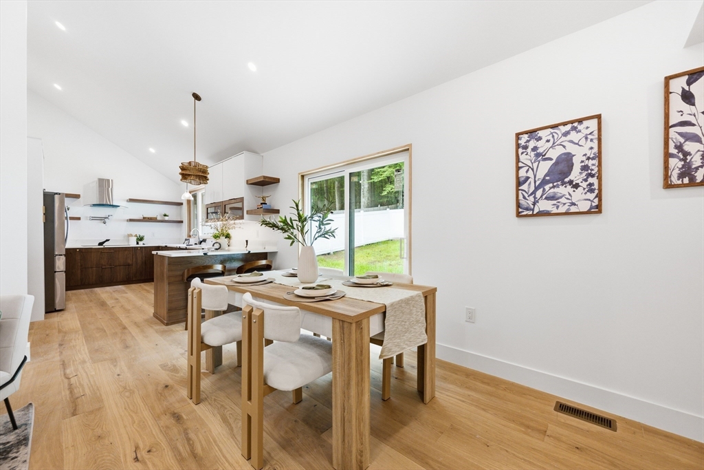 6 Amherst Road Hopkinton, MA 01748 - Photo 8 of 42