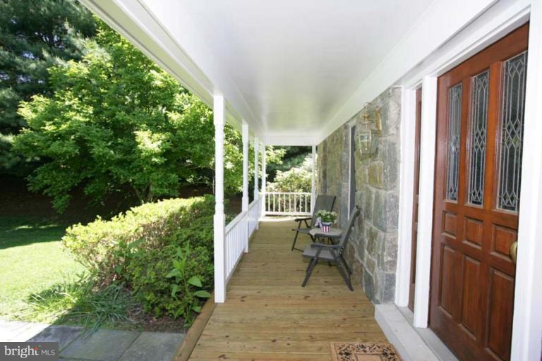 13309 Query Mill Road North Potomac, MD 20878 - Photo 3 of 29 Porch