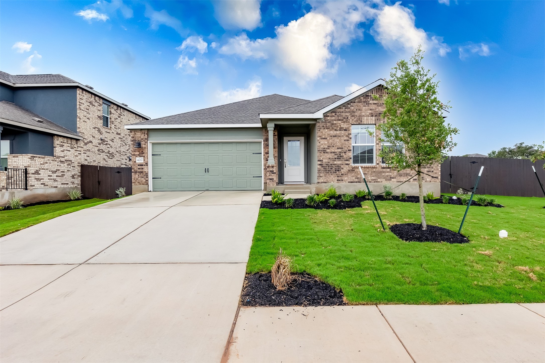 4217 Home Pl Road Georgetown, TX 78628 - Photo 2 of 32