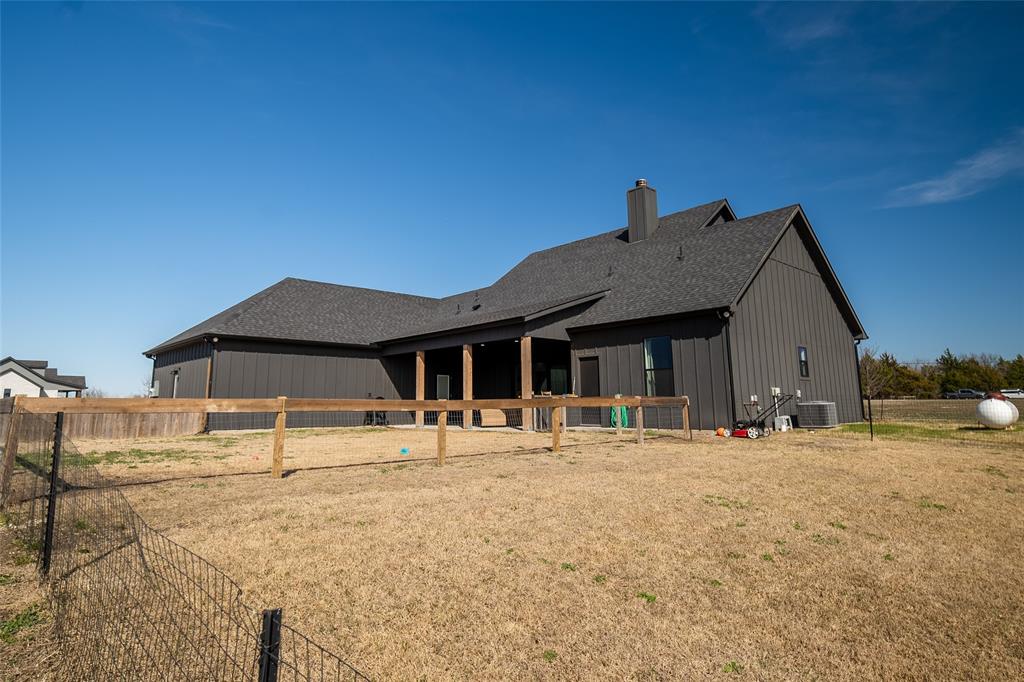 375 Wolf Front Road Van Alstyne, TX 75495 - Photo 34 of 40