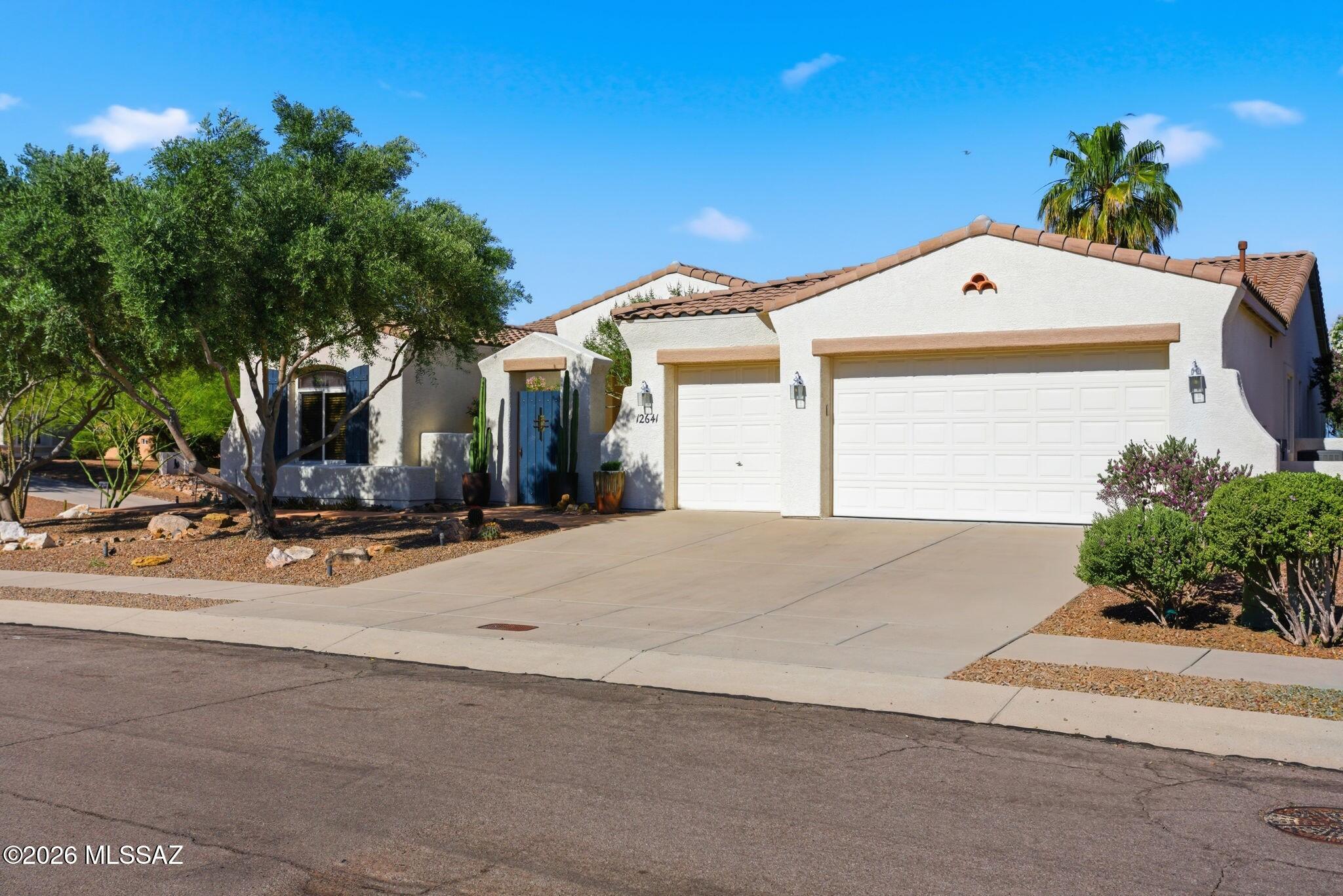 12641 North Rock Creek Road Oro Valley, AZ 85755 - Photo 2 of 48 Corner lot,