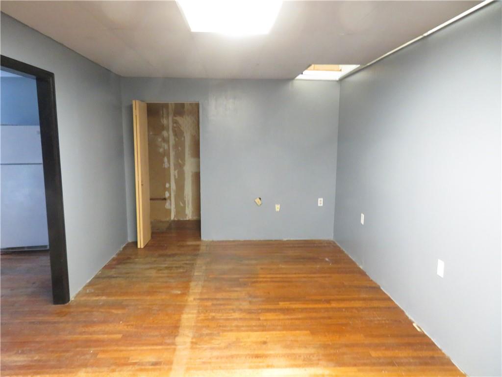 130 Victor Road Butler, PA 16001 - Photo 8 of 18 Room