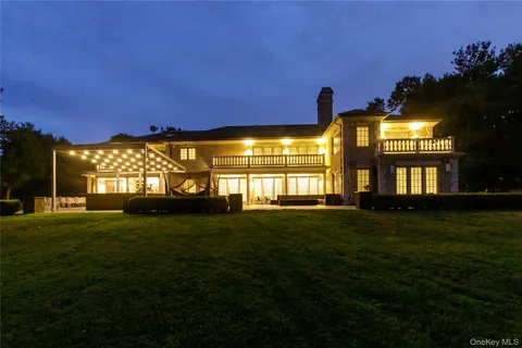 a view of an ocean view