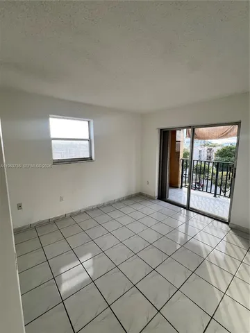 $2,700 | 4717 Northwest 7th Street, Unit 60110, Miami, FL 33126