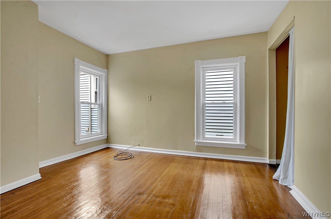 43 15th Street Buffalo, NY 14213 - Photo 26 of 40