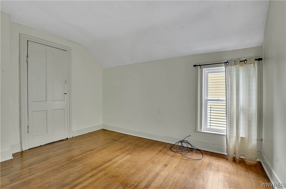 43 15th Street Buffalo, NY 14213 - Photo 31 of 40