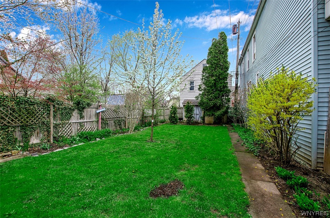 43 15th Street Buffalo, NY 14213 - Photo 40 of 40