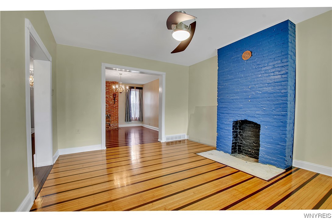 43 15th Street Buffalo, NY 14213 - Photo 6 of 40