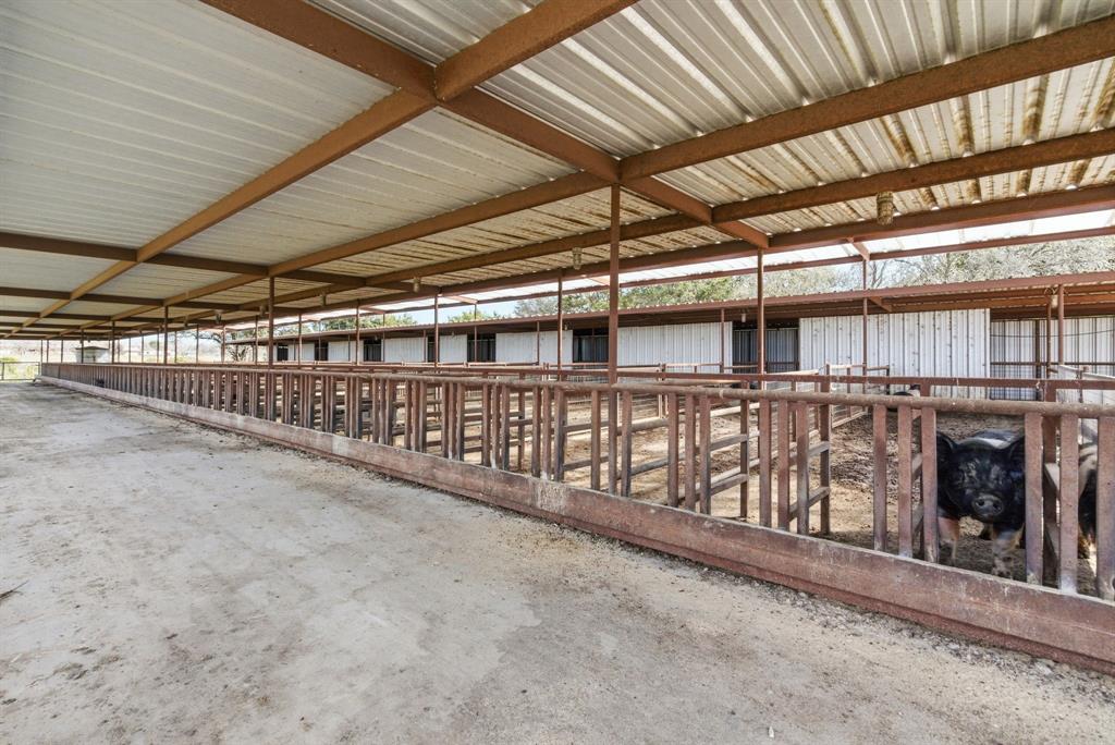 1601 A Stafford Road Weatherford, TX 76088 - Photo 15 of 34 a view of an empty room