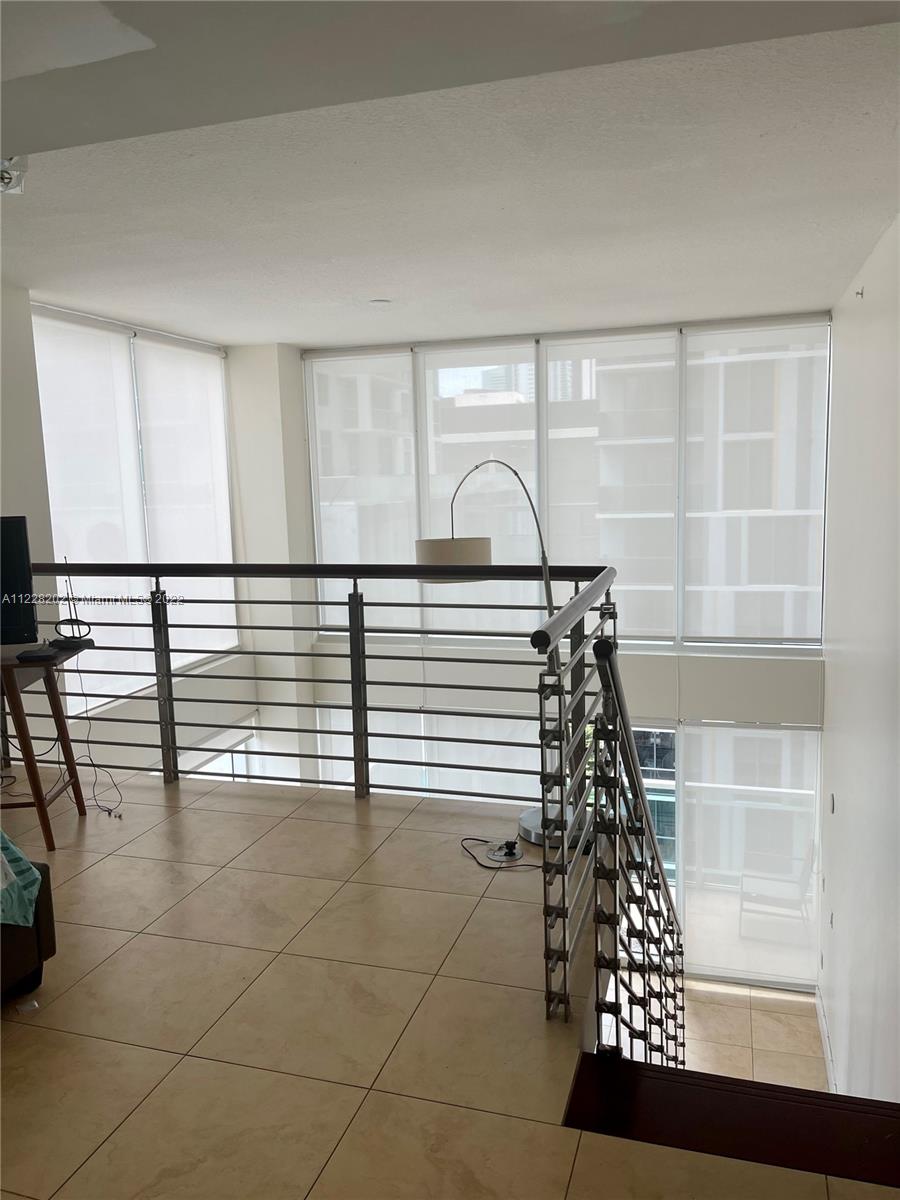 41 Southeast 5th Street, Unit 702 Miami, FL 33131 - Photo 18 of 23