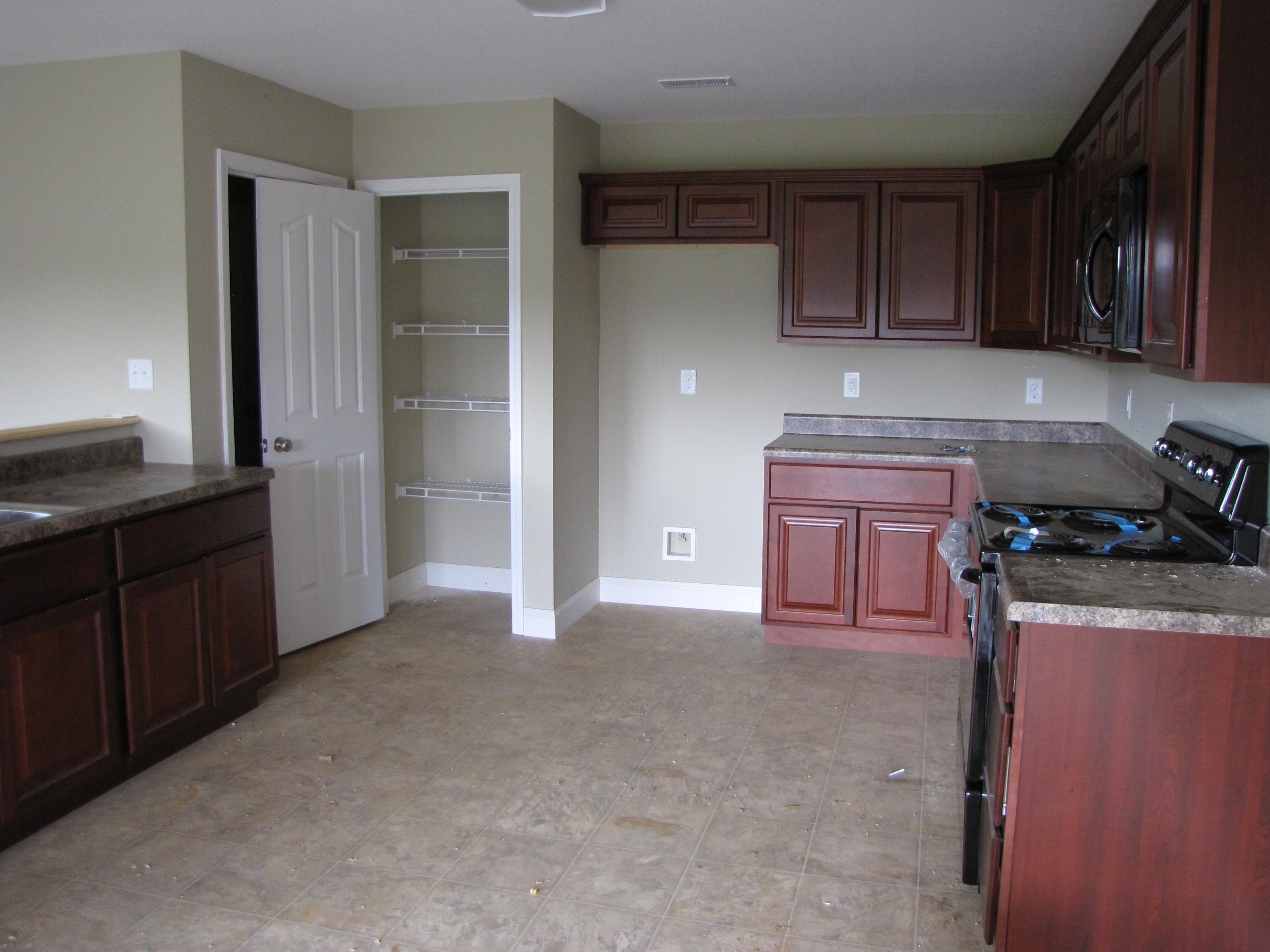 2715 Norcross Road Maryville, TN 37803 - Photo 5 of 10 large kitchen