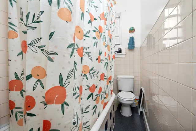 $175,000 | 5525 South Ashland Avenue, Chicago, IL 60636