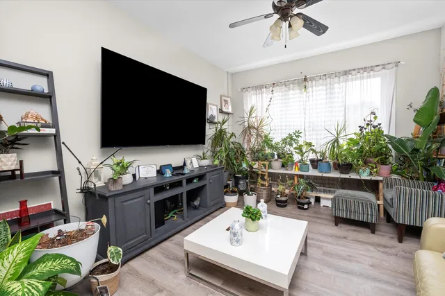 $175,000 | 5525 South Ashland Avenue, Chicago, IL 60636