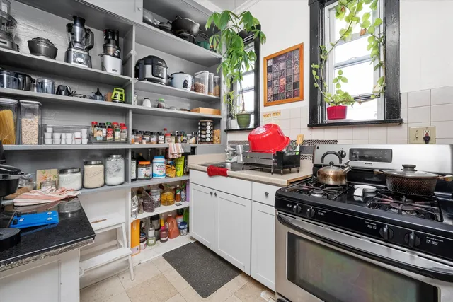 $175,000 | 5525 South Ashland Avenue, Chicago, IL 60636