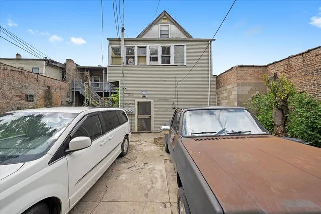 $175,000 | 5525 South Ashland Avenue, Chicago, IL 60636