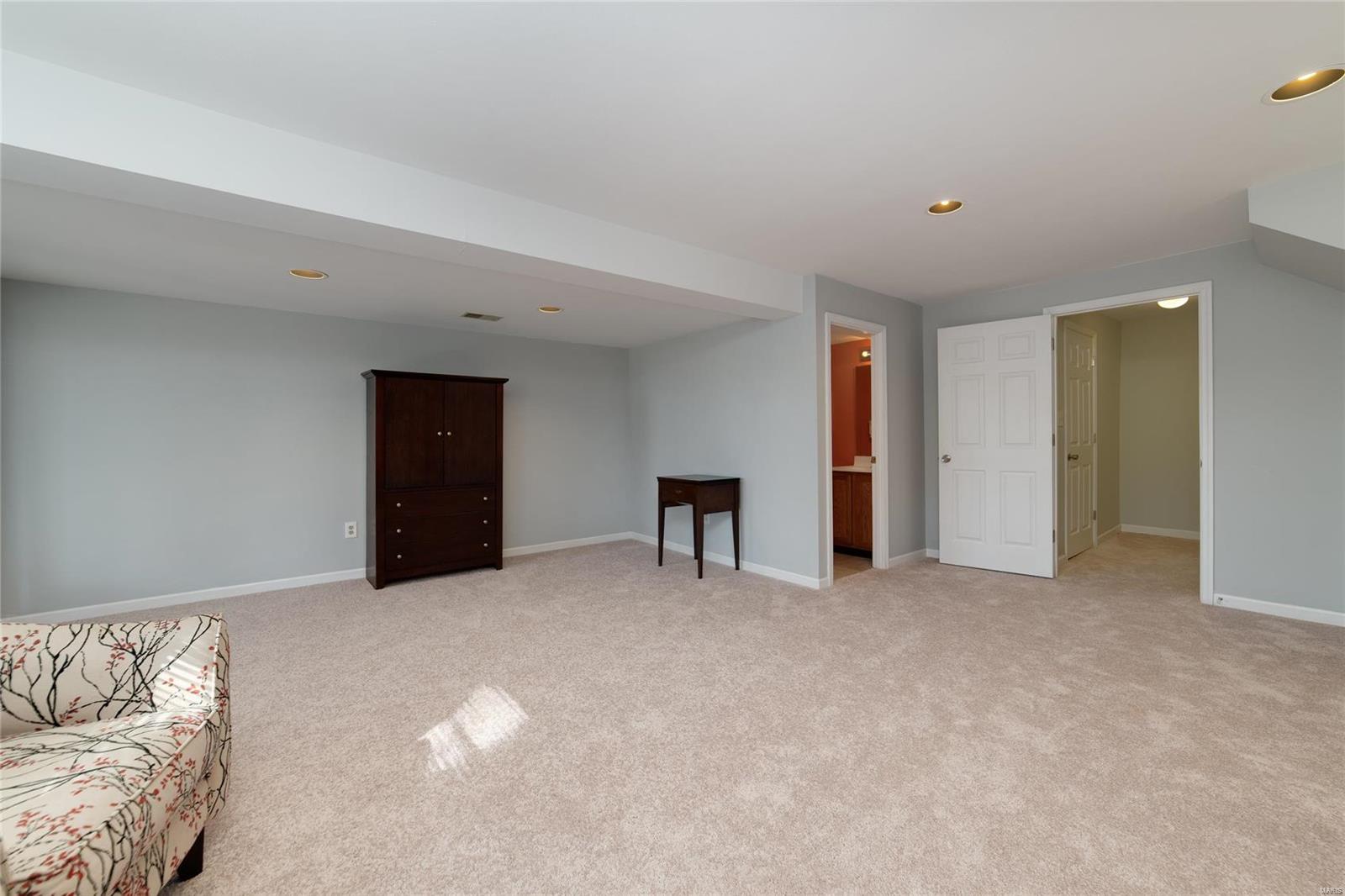 1730 Blue Oak Drive Chesterfield, MO 63017 - Photo 27 of 33