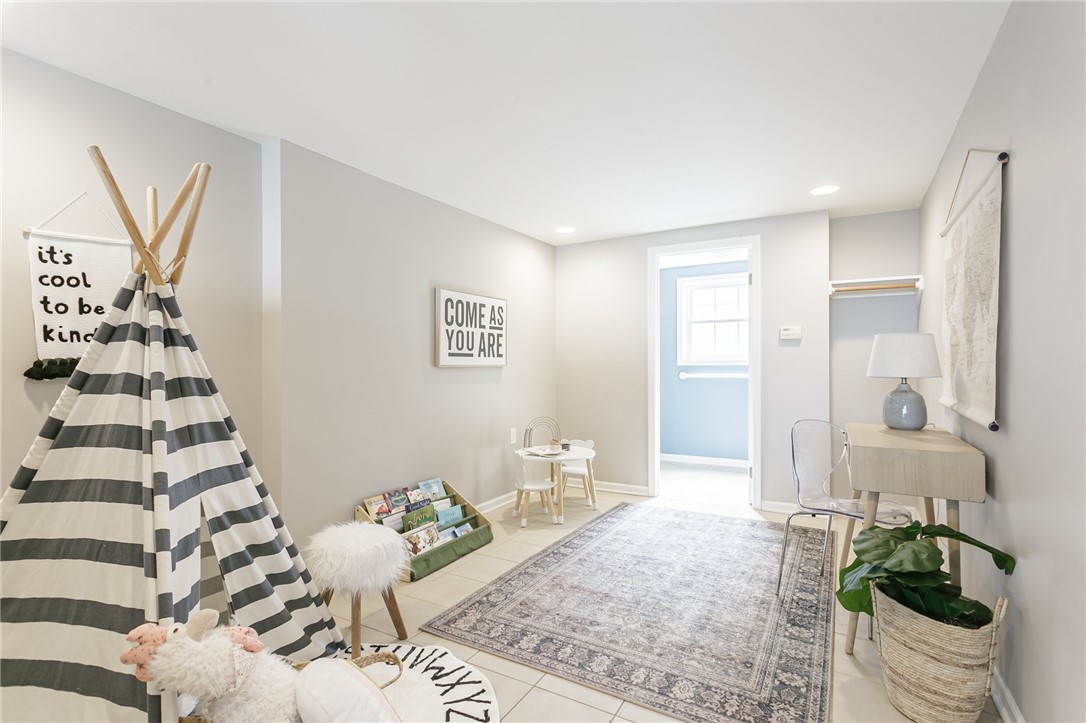 48 Commodore Parkway Brighton, NY 14625 - Photo 19 of 45