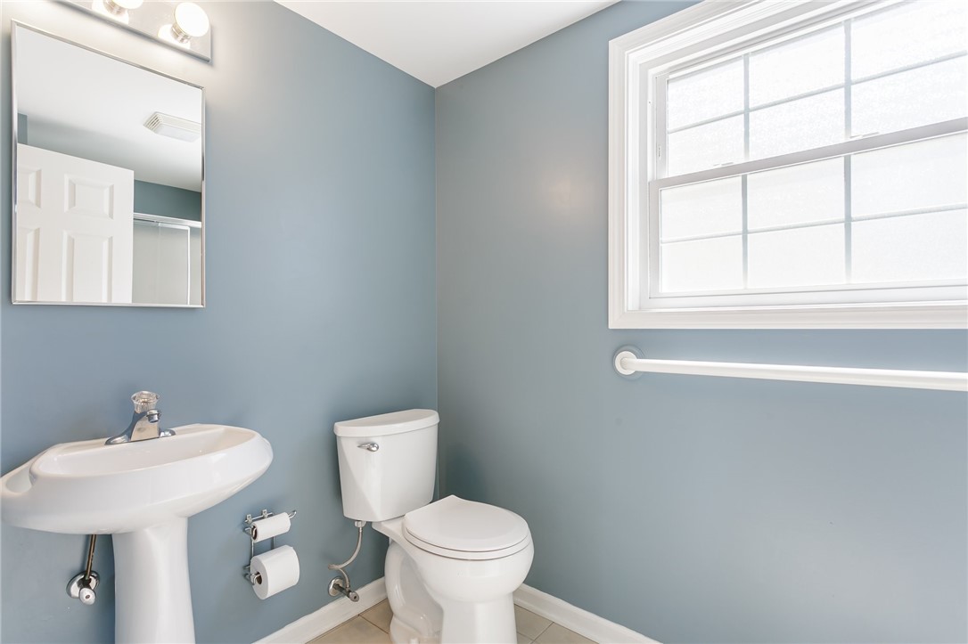 48 Commodore Parkway Brighton, NY 14625 - Photo 20 of 45