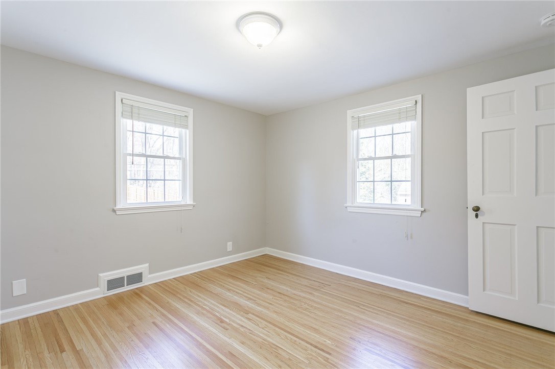 48 Commodore Parkway Brighton, NY 14625 - Photo 30 of 45