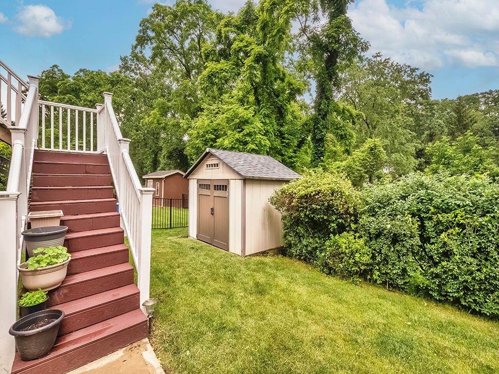 919 Roland Road Pittsburgh, PA 15221 - Photo 17 of 31 Gallery Image 17