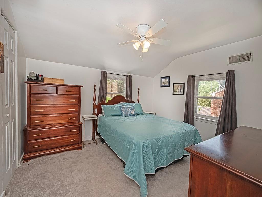 919 Roland Road Pittsburgh, PA 15221 - Photo 20 of 31 Gallery Image 20