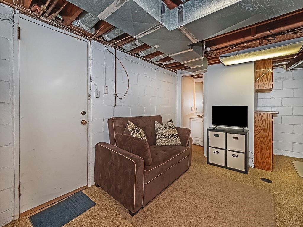 919 Roland Road Pittsburgh, PA 15221 - Photo 28 of 31 Gallery Image 28