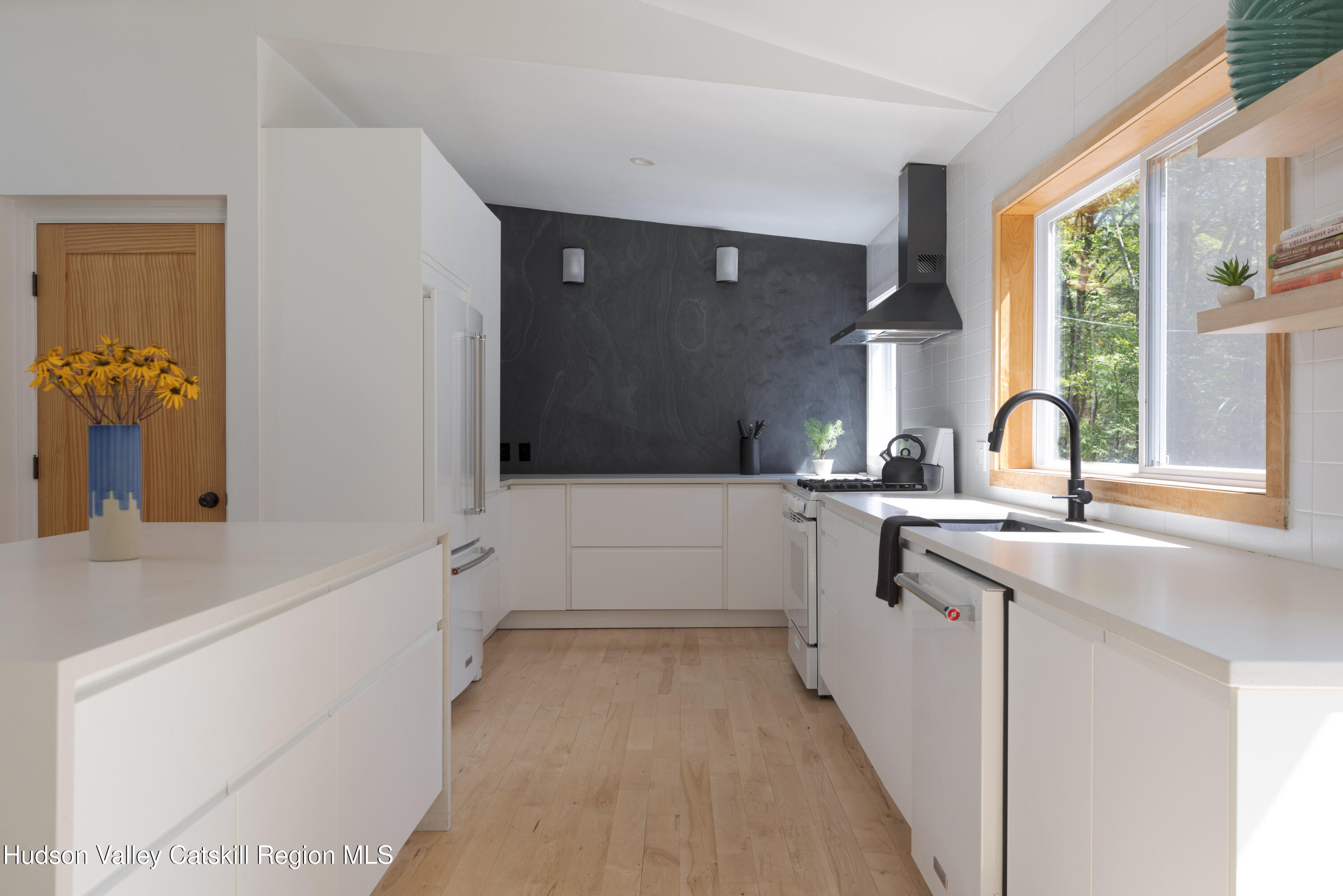 31 Joy Ridge Saugerties, NY 12477 - Photo 8 of 39 a kitchen with a sink and cabinets