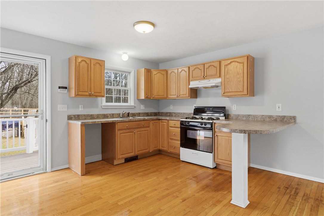 136 Roland Street Cumberland, RI 02864 - Photo 33 of 50