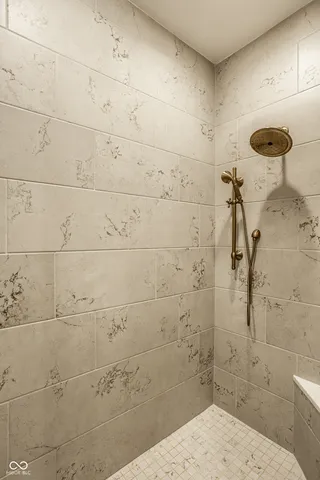 $1,195,000 | 4135 Hartswick Court, Zionsville, IN 46077