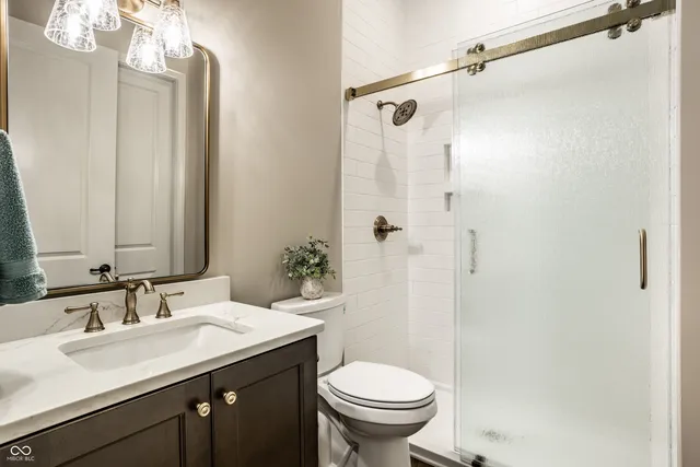 $1,195,000 | 4135 Hartswick Court, Zionsville, IN 46077